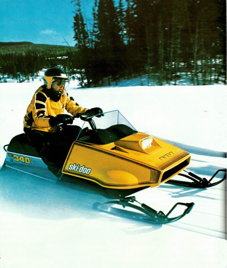 Test RETRO 1977 Ski-Doo TNT FA