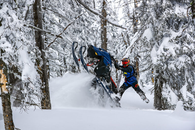 Teaser Ski-Doo Summit X Expert 154″ 850